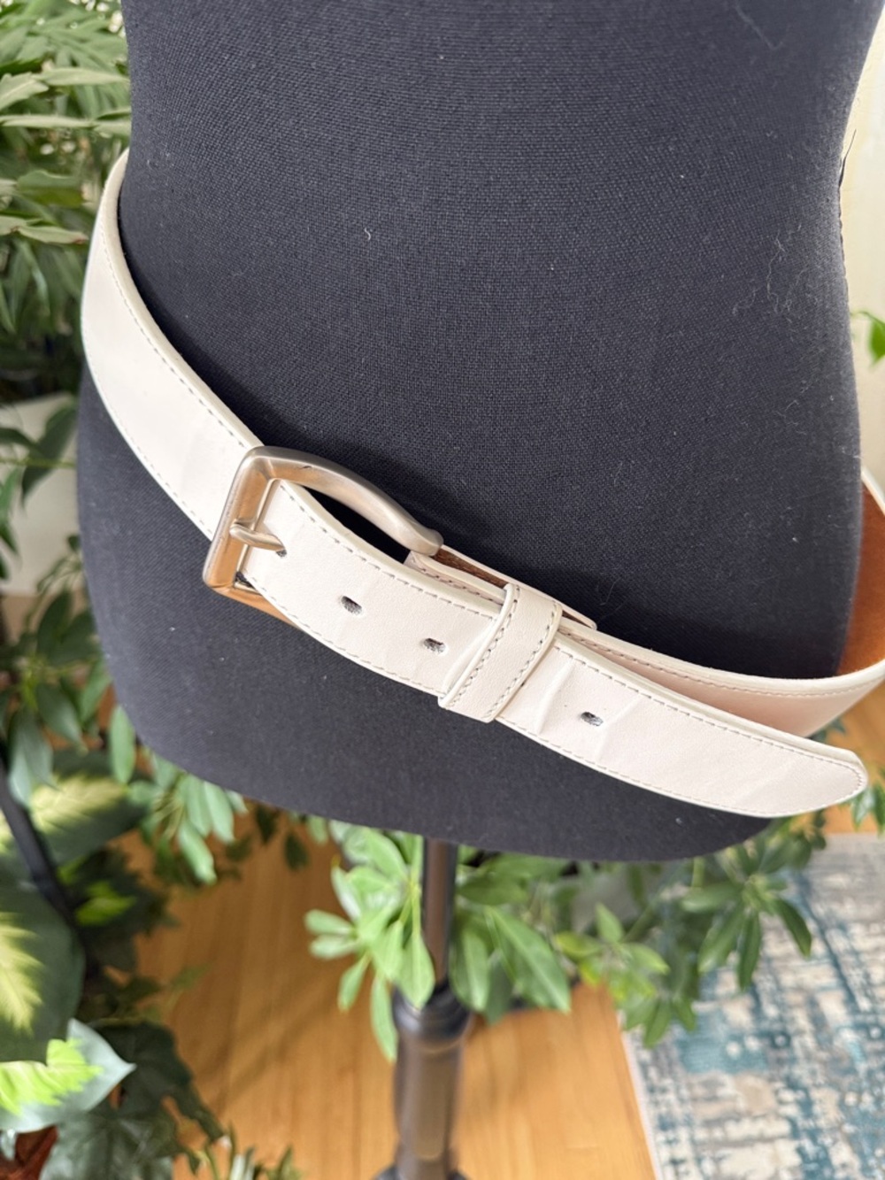 Classic White Leather Belt with Silver Buckle